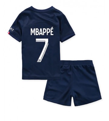 Paris Saint-Germain Kylian Mbappe #7 Hjemmedraktsett Barn 2022-23 Kortermet (+ Korte bukser)